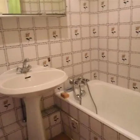 Appartement Saint-Raphael, 2 Pieces, 4 Personnes - Fr-1-466-38 * Saint-Raphael (Var)
